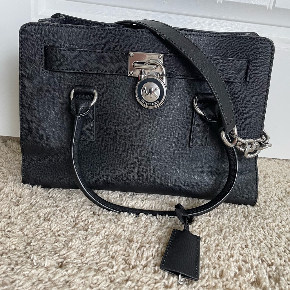 Women's Medium Hamilton Saffiano Leather Satchel Leather Top-Handle Tote - Black